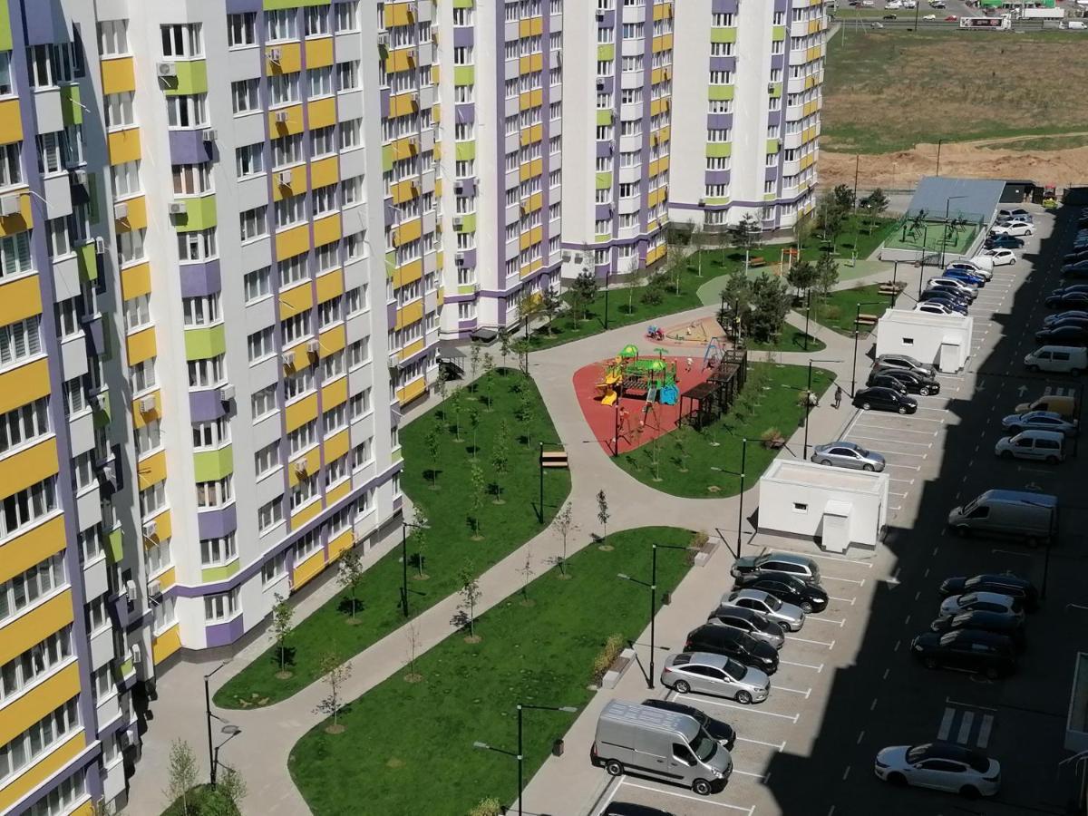 069 Apartment Near Airport In A New Building 基輔 外观 照片